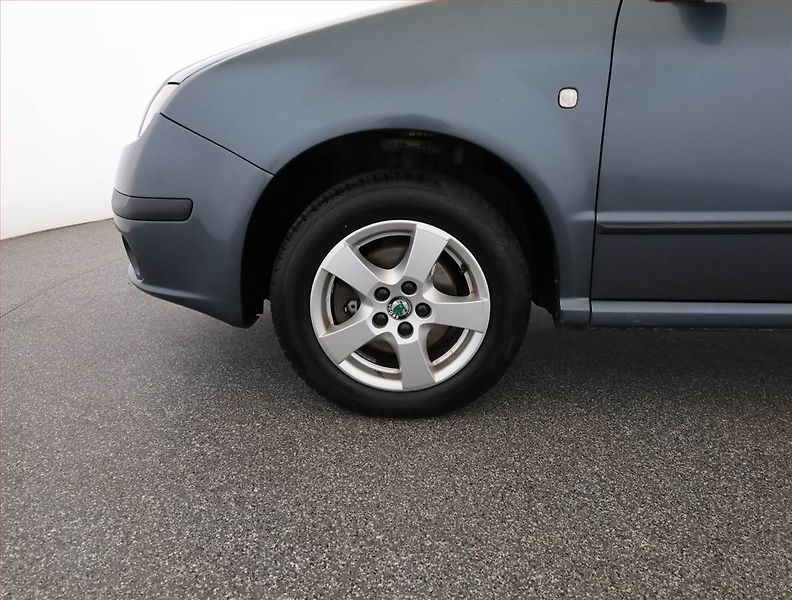 Škoda Fabia (2006) 1.9 TDI, po STK, CZ doklady - fotka 14 z 14