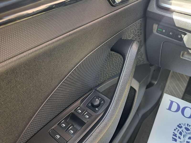 Škoda Octavia (2022) 1.0 TSI MHEV e-TEC, ZÁRUKA - fotka 26 z 34