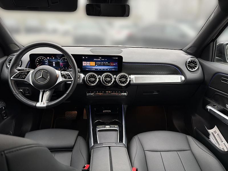 Mercedes-Benz GLB 200d 4MATIC, CZ - fotka 11 z 18
