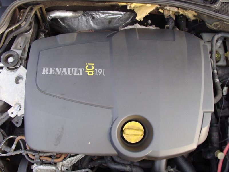 Renault Laguna 1.9 DCi, Servisní kniha - fotka 20 z 27