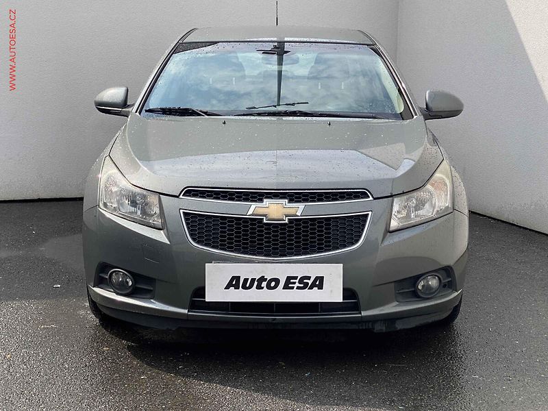 Chevrolet Cruze (2010) 1.6i, ČR, Klima - fotka 2 z 15