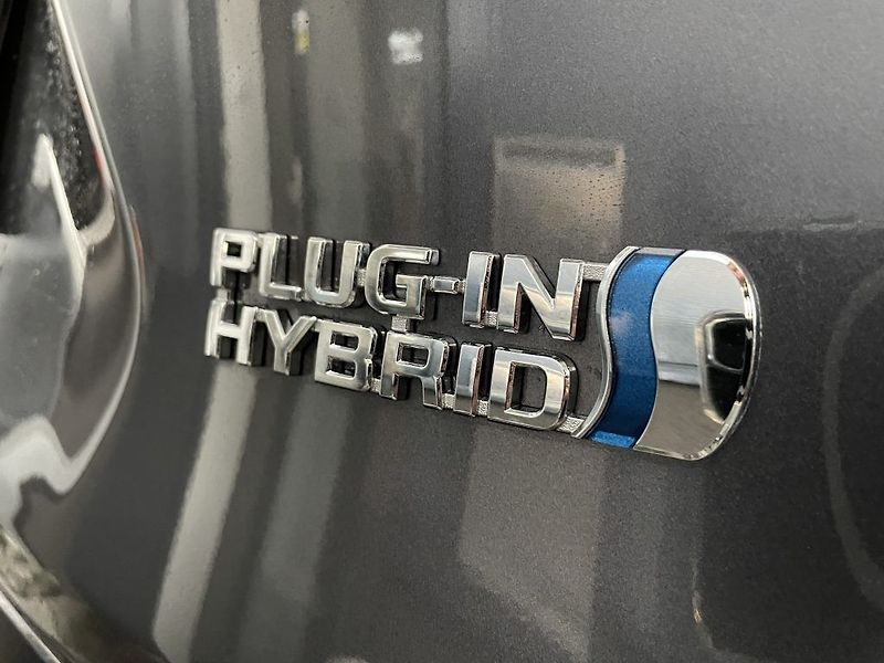 Toyota RAV4 2.5 Plug-in Hybrid ODBĚR 11/26 - fotka 35 z 36