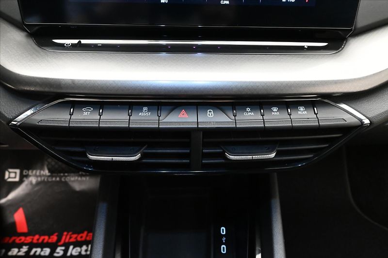 Škoda Octavia 2,0 TDI 110kW DSG NAVIGACE Zár - fotka 21 z 30