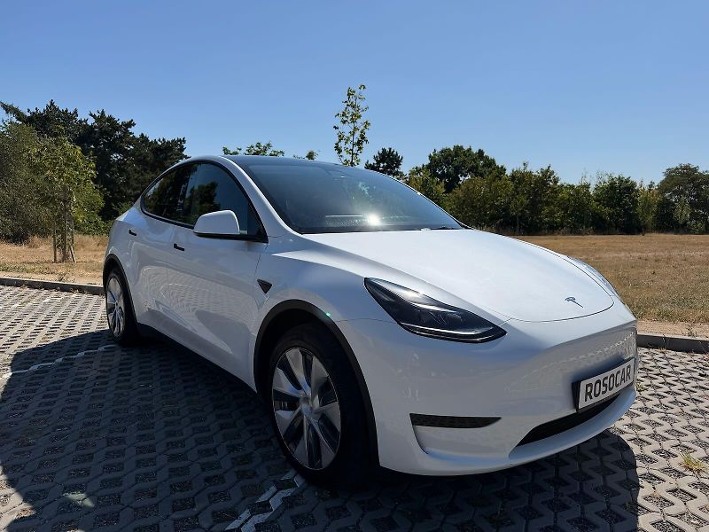 Tesla Model Y TAŽNÝ KŮŽE SR - fotka 3 z 16