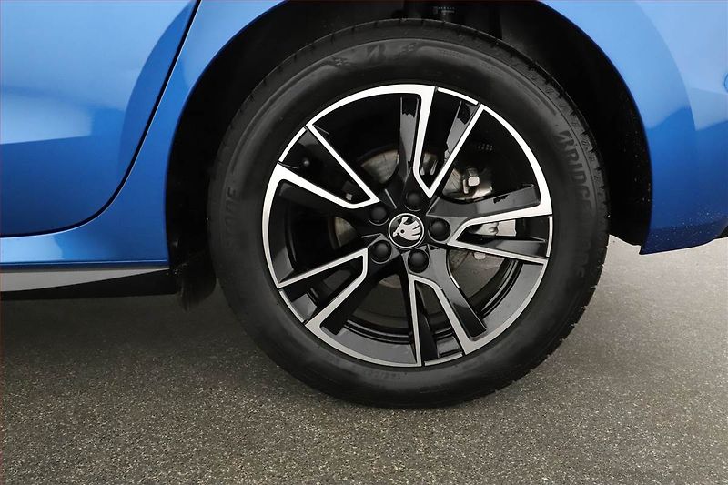 Škoda Fabia (2026) 1.0 TSI, MONTE CARLO, AUTOMAT - fotka 17 z 17