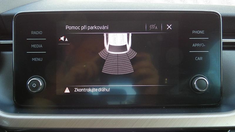 Škoda Scala 1.0 TSI Style - fotka 16 z 24