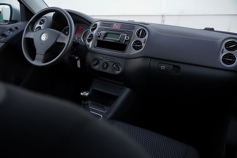 Volkswagen Tiguan (2008) 1.4 TSI 4x4 - fotka 18 z 30