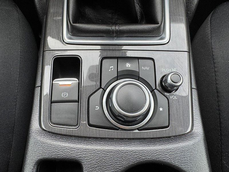 Mazda CX-5 (2016) 2.0i G-165 LED Navi Kamera - fotka 9 z 47
