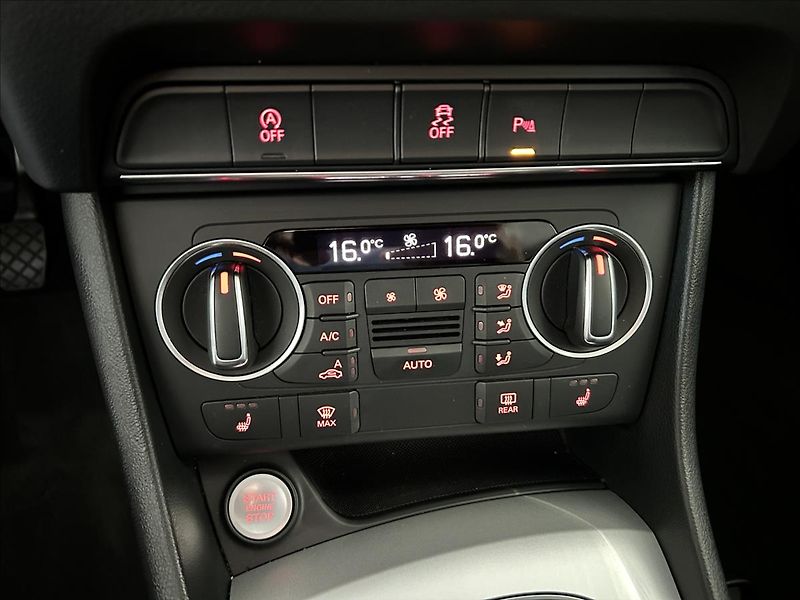 Audi Q3 1,4   TFSI 110kW,1.MAJ,SERVISK - fotka 17 z 24