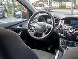 Ford Focus (2012) 1.6i 16V 110KW – VÝBAVA! - náhled 13
