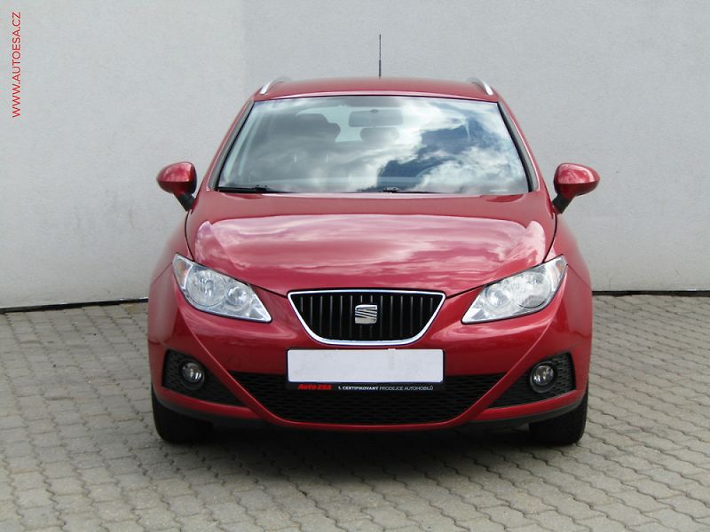 Seat Ibiza (2010) 1.4 i - fotka 2 z 3