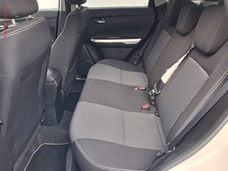 Suzuki Vitara (2016) 1.6 DDiS AllGrip, Comfort - fotka 10 z 19