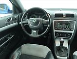 Škoda Octavia (2009) RS 2.0 TFSI, udržované, Xenony - náhled 7