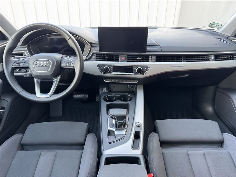 Audi A4 2,0 40 TDI Quattro ACC DPH ČR - fotka 26 z 50