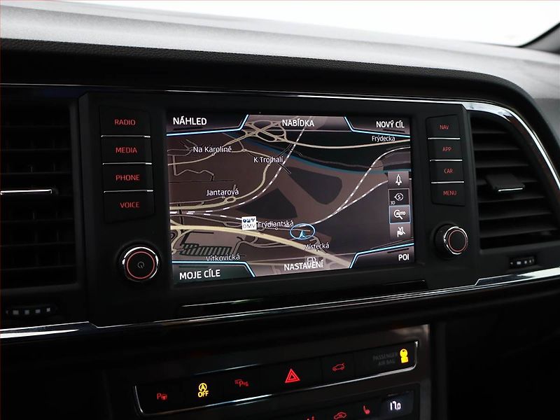 Seat Ateca (2017) Xcellence 2.0 TDI 4Drive, 4X4 - fotka 15 z 23