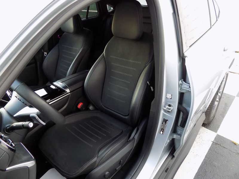 Mercedes-Benz GLC (2024) 300e/AMG/4Matic/DPH/LED/ - fotka 15 z 50