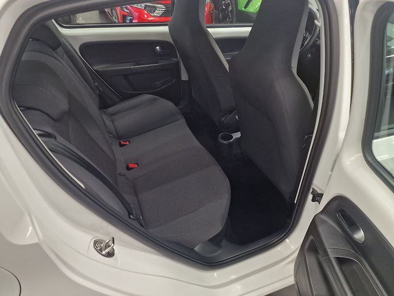Volkswagen up! (2013) 1.0 ECO Záruka - fotka 21 z 62