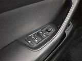 Volkswagen Passat (2018) 2.0 TDI, Automat, Navi - náhled 17