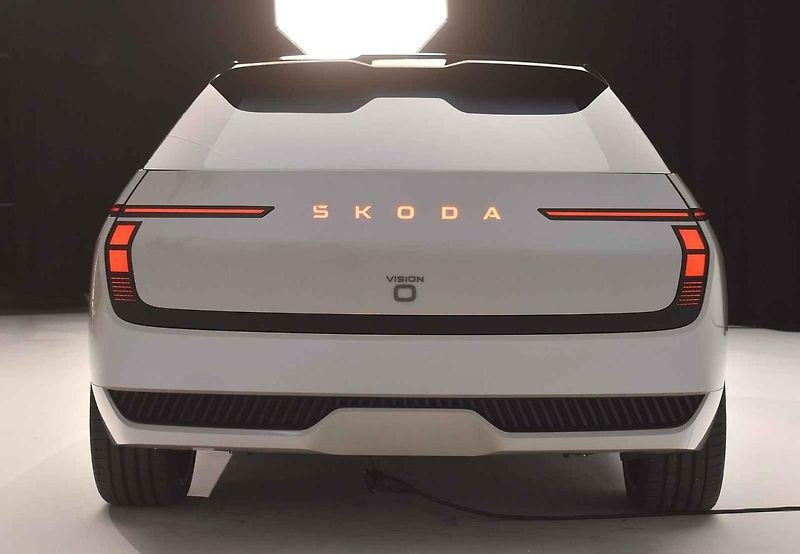 Koncept vozu Škoda Vision 0 představený 8. září 2025 v Mnichově.