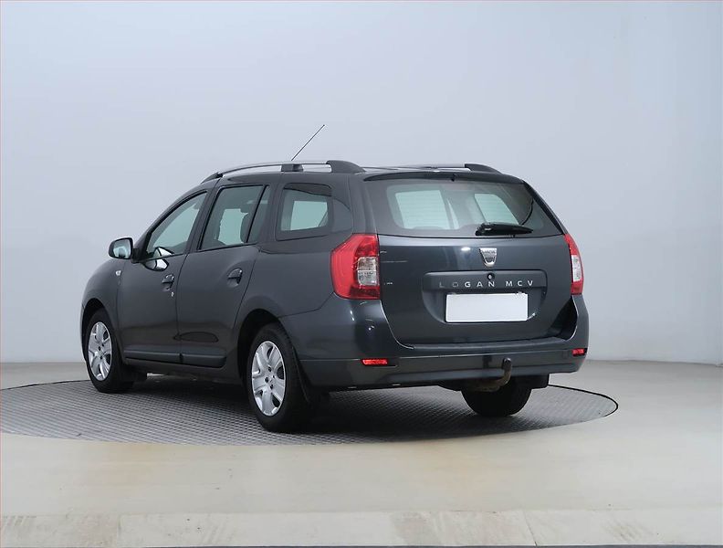 Dacia Logan (2018) 1.0 SCe, ČR,1.maj, Serv.kniha - fotka 4 z 15