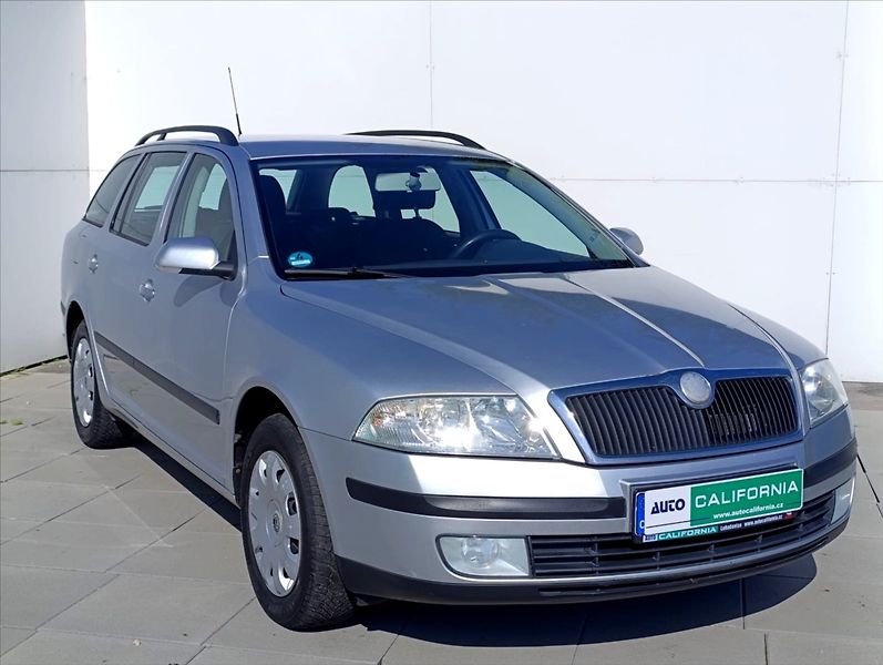 Škoda Octavia 1,9 TDi Klima Tažné Tempomat - fotka 4 z 29