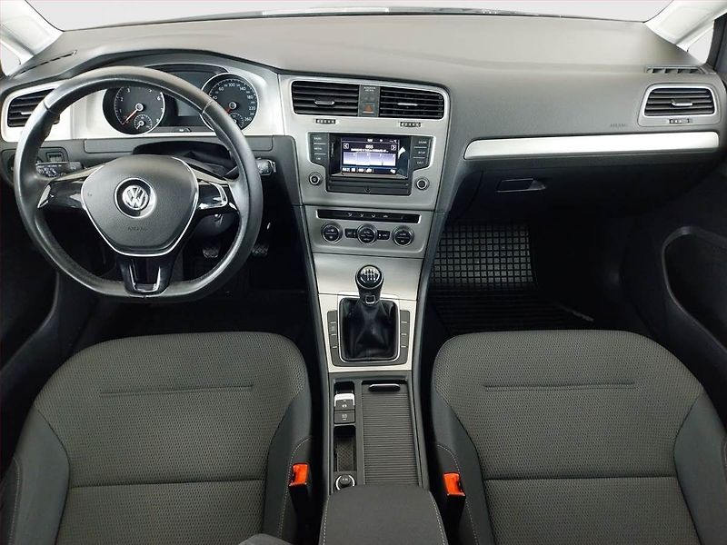 Volkswagen Golf (2016) Comfortline 1.2 TSI, Tempomat - fotka 8 z 16