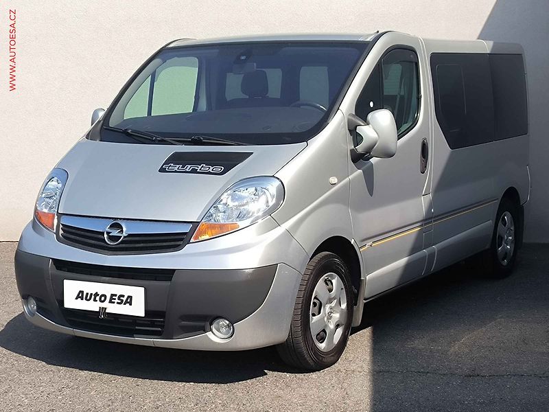 Opel Vivaro (2009) 2.5CDTi WESTFALIA, Life, TZ - fotka 3 z 24