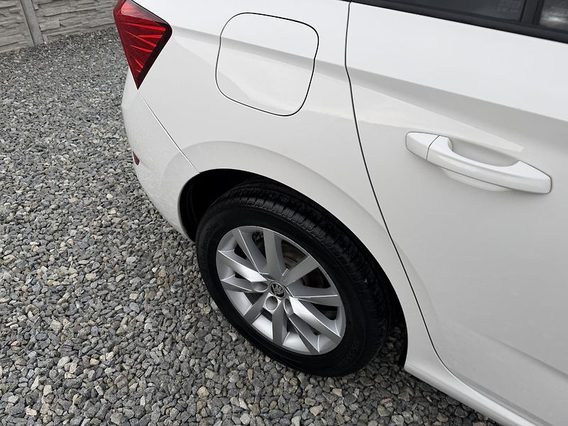 Škoda Scala 1.6TDi 115PS 6R STYLE LED STK! - fotka 48 z 153