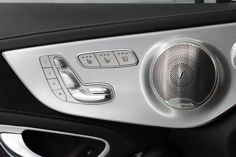 Mercedes-Benz Třídy C C63 AMG V8 BURMESTER*NAPPA*DPH - fotka 19 z 51