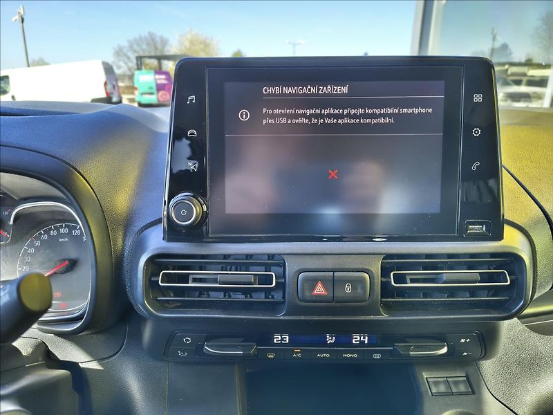 Opel Combo 1,5   CDTi Elegance Plus 96kw - fotka 14 z 17