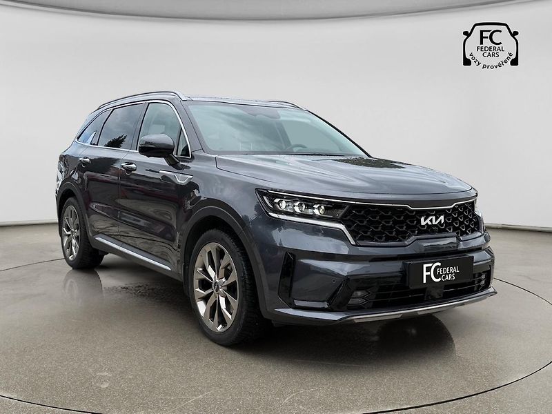 Kia Sorento 2.2 CRDi SCR 4x4 8DCT Top - fotka 7 z 42
