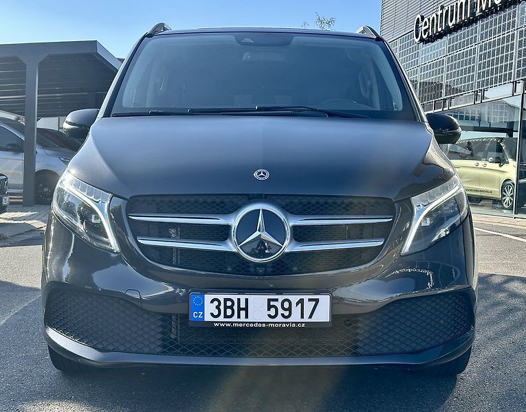 Mercedes-Benz Třídy V (2021) V 220d AVG 4M AIRMATIC - fotka 2 z 31