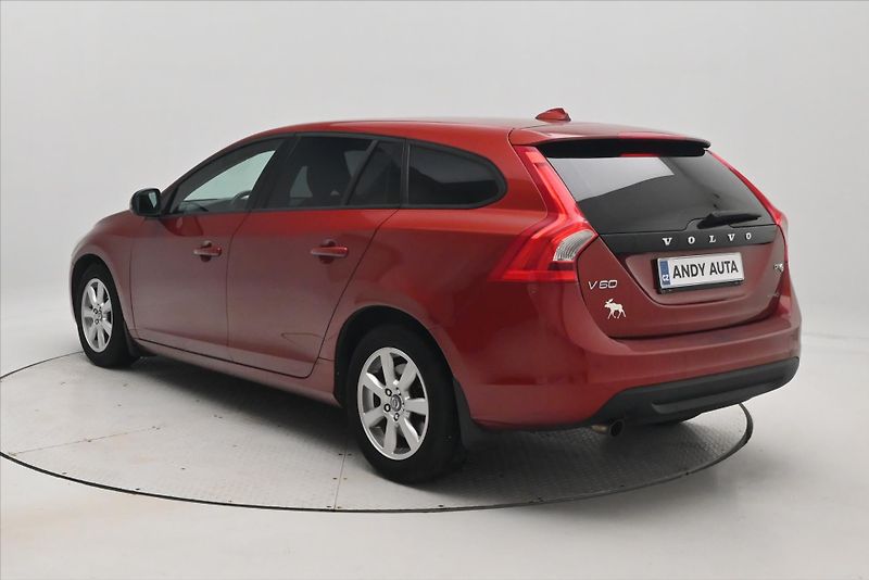 Volvo V60 1,6 D2 84 kW Manuál Kinetic - fotka 7 z 29