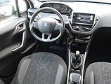 Peugeot 2008 (2016) Active 1.2 PureTech - náhled 7