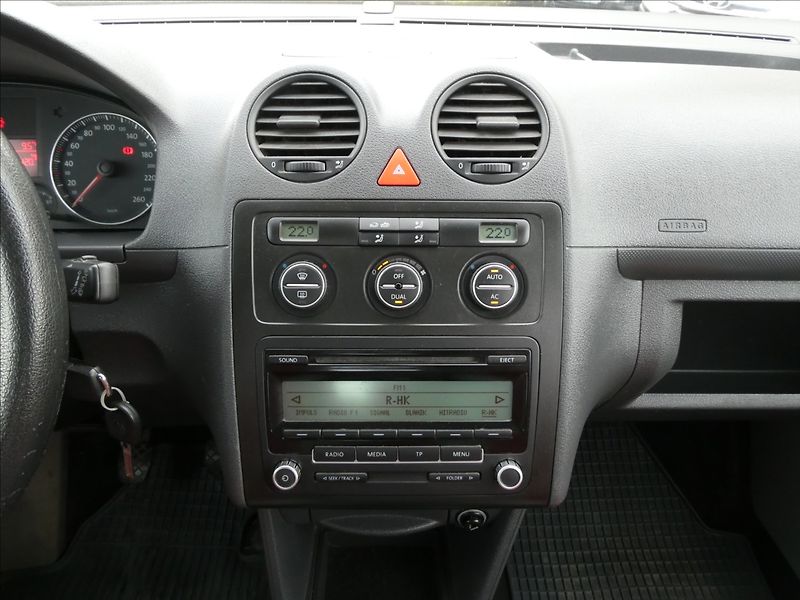 Volkswagen Caddy 1,4 i 59kW závěs, LIFE - fotka 25 z 35