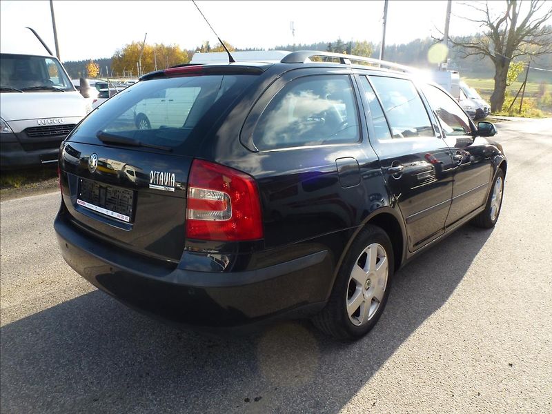 Škoda Octavia 1,9 TDI Pěkná - Bez koroze!!! - fotka 9 z 50