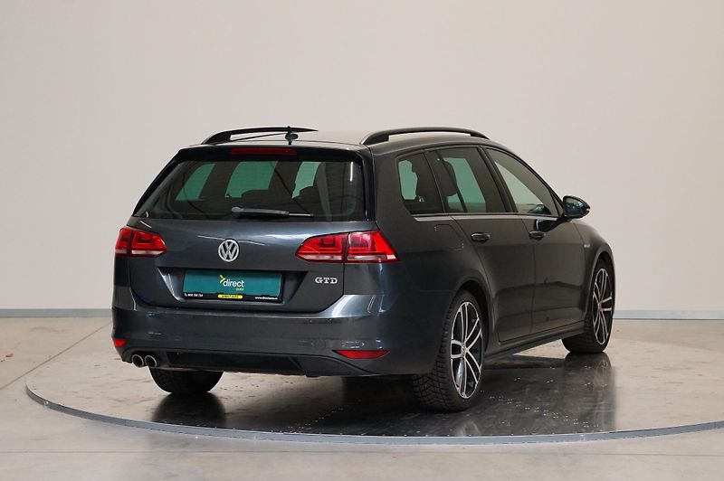Volkswagen Golf - fotka 2 z 26