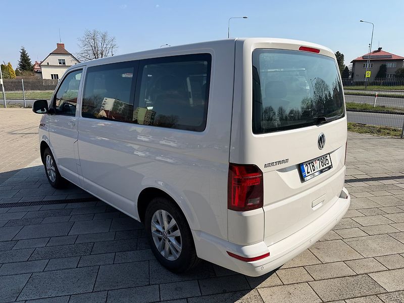 Volkswagen Multivan Comfortline  7míst 2,0TDI 110k - fotka 3 z 19