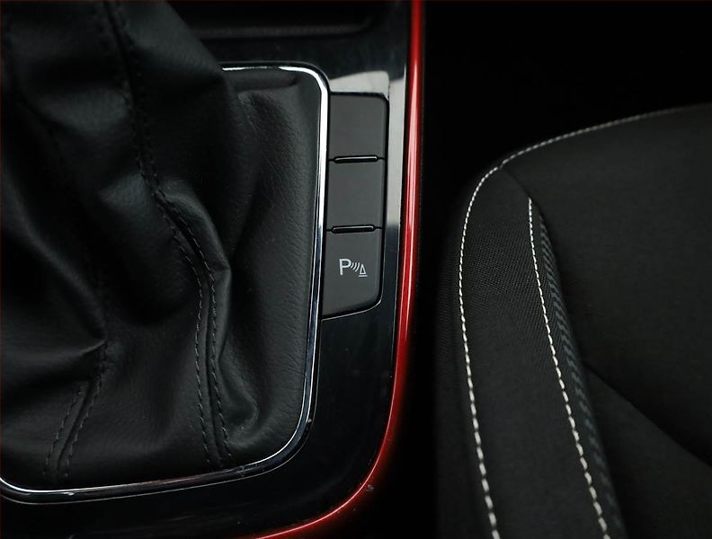 Škoda Fabia (2026) 1.0 TSI, MONTE CARLO, AUTOMAT - fotka 13 z 20