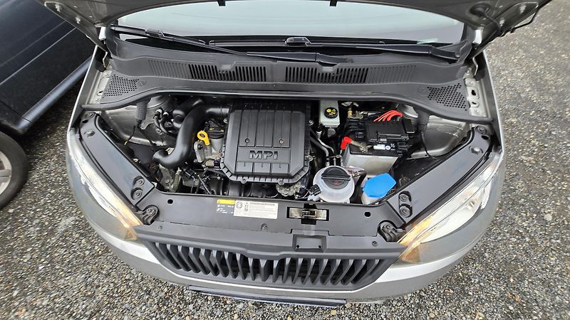 Škoda Citigo 1.0MPI COOL EDITION 1MAJITEL - fotka 27 z 28