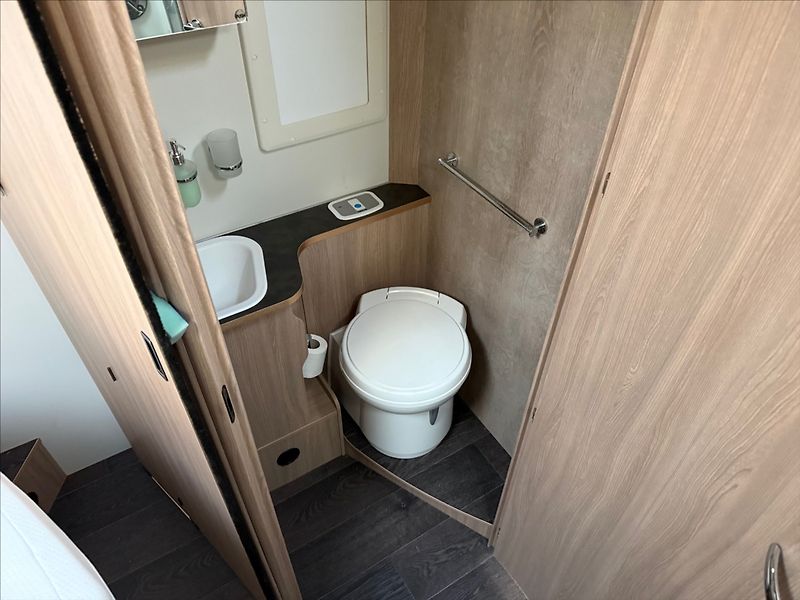 Laika Ecovip 2,3 MTJ 1maj,CZ,Top stav! - fotka 28 z 30
