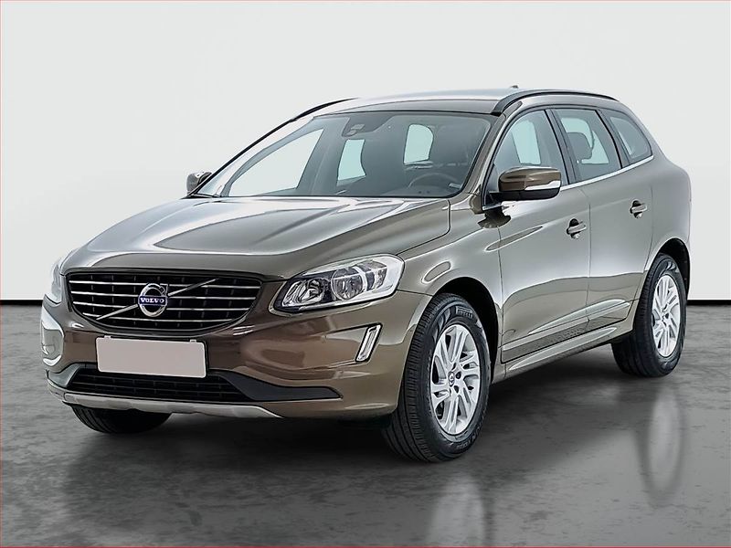Volvo XC60 (2016) D4, 4X4, Automat, Serv.kniha - fotka 2 z 19