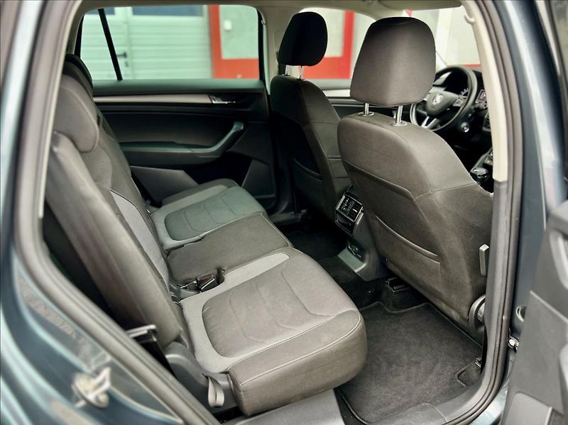 Škoda Kodiaq 2,0 TDi DSG ACC LED 7-míst - fotka 19 z 45