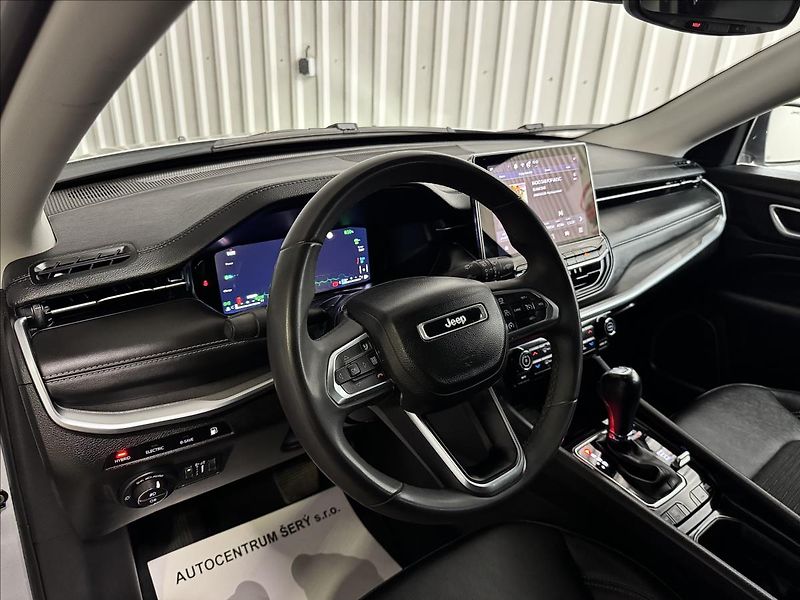 Jeep Compass 1.3 T4 4xE HYBRID LIMITED DPH - fotka 15 z 43