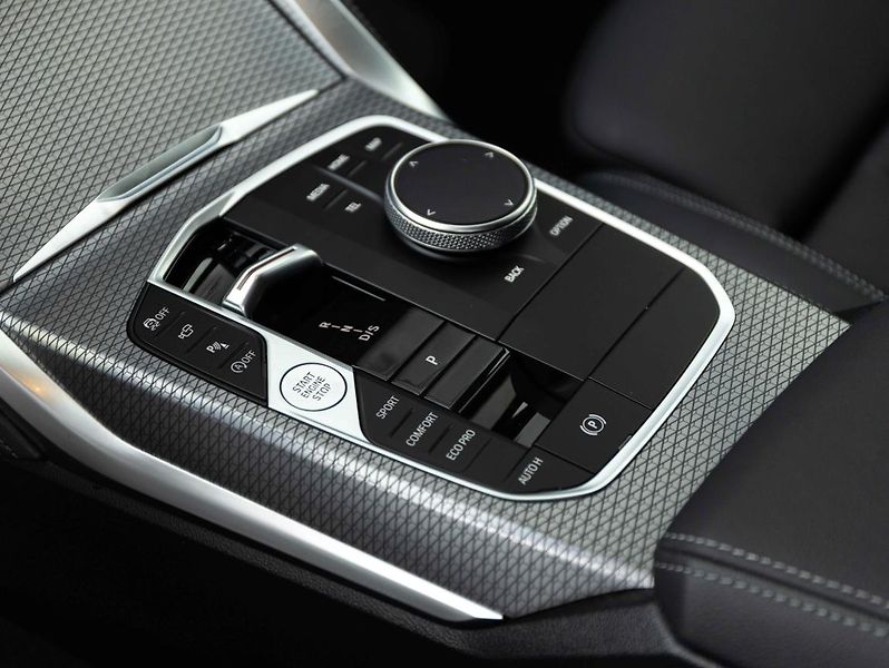 BMW Řada 4 M440i xDrive Gran Coupé - fotka 13 z 21