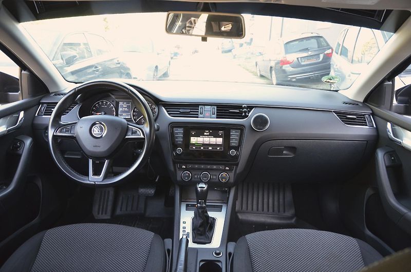 Škoda Octavia (2014) 2.0 TDi 110kW DSG AMB./ TAŽNÉ - fotka 16 z 33
