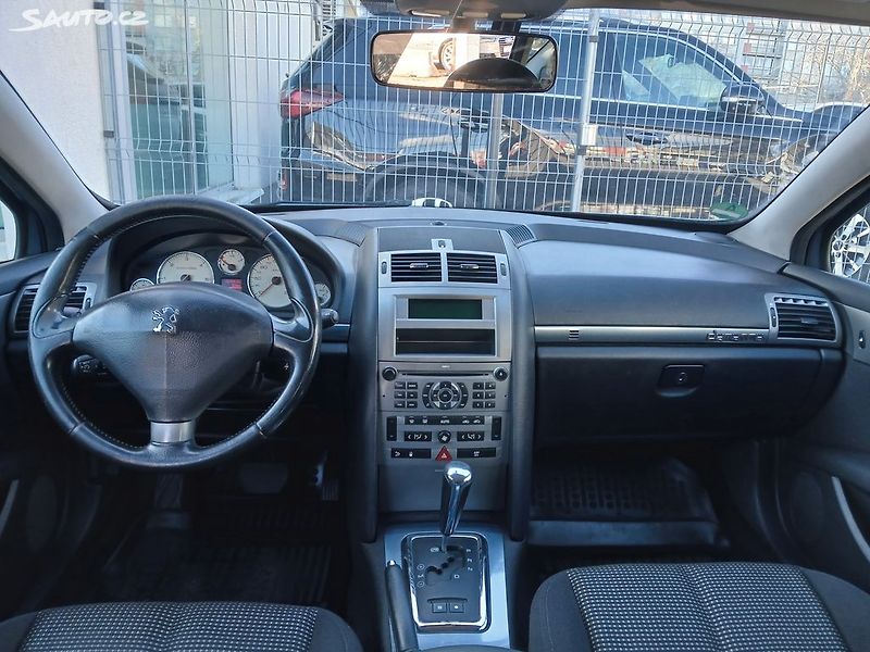 Peugeot 407 2.0 HDI 100kW - fotka 10 z 25