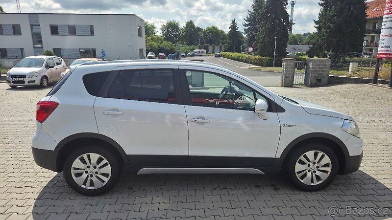 Suzuki SX4 S-Cross (2014) - fotka 3 z 20