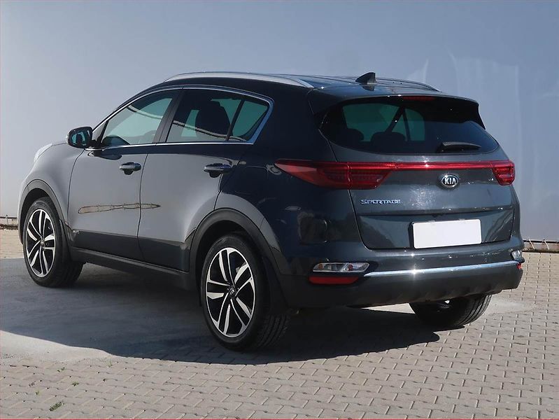 Kia Sportage (2019) Gold 1.6 T-GDI, 4X4, Automat - fotka 4 z 21
