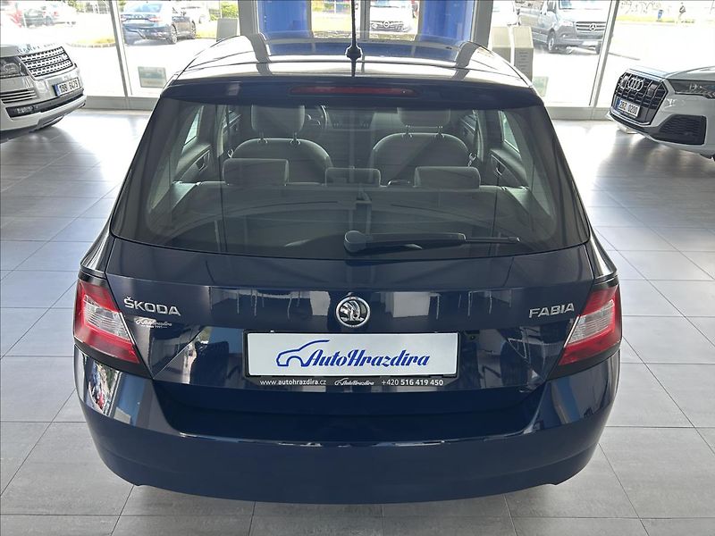 Škoda Fabia 1,2   TSI 66kW,SERVISKA,2.MAJ - fotka 5 z 20